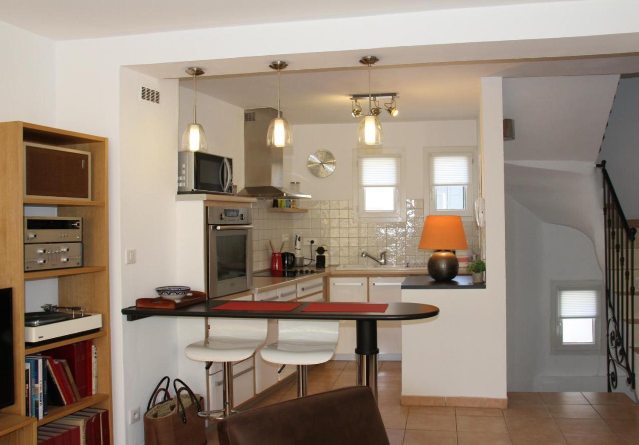 Agreable Maison De Ville Eyragues ภายนอก รูปภาพ
