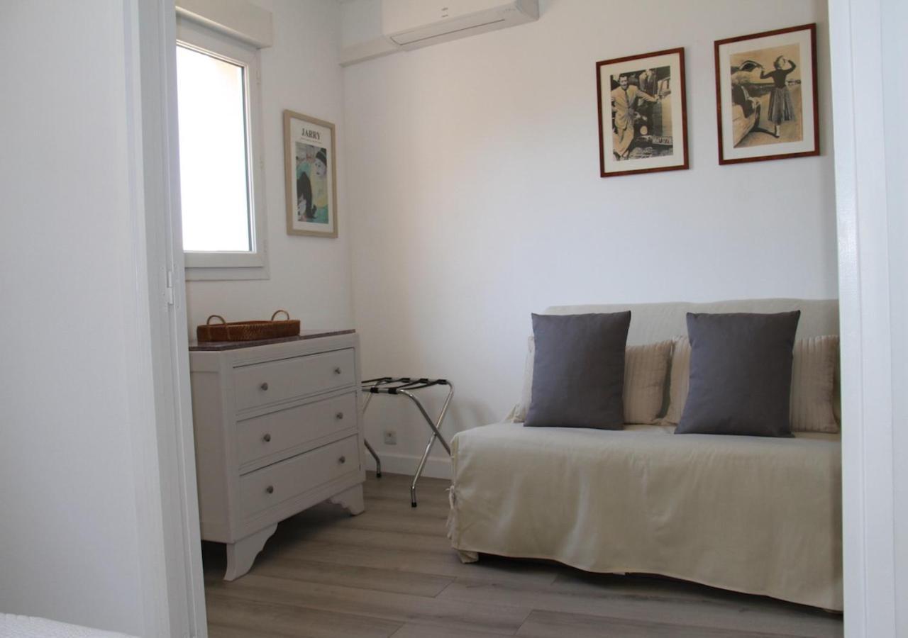 Agreable Maison De Ville Eyragues ภายนอก รูปภาพ