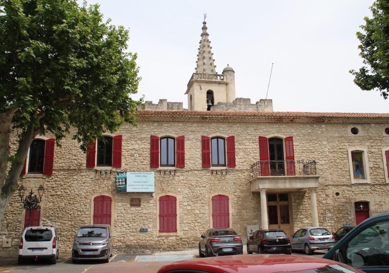 Agreable Maison De Ville Eyragues ภายนอก รูปภาพ